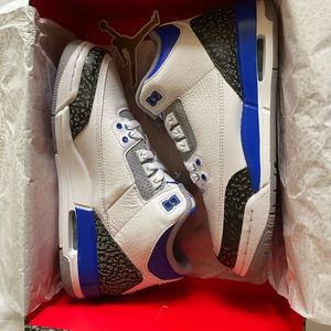 Jordan retro 3 racer blue -size 5.5Y